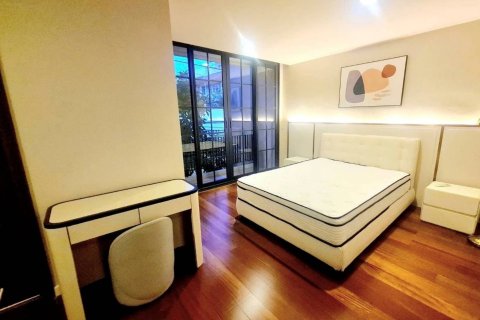 Casa de 4 dormitorios en Bangkok, Tailandia № 180720 - foto 15