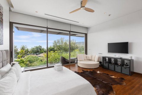 Dúplex de 4 dormitorios en Phuket, Tailandia № 180721 - foto 22