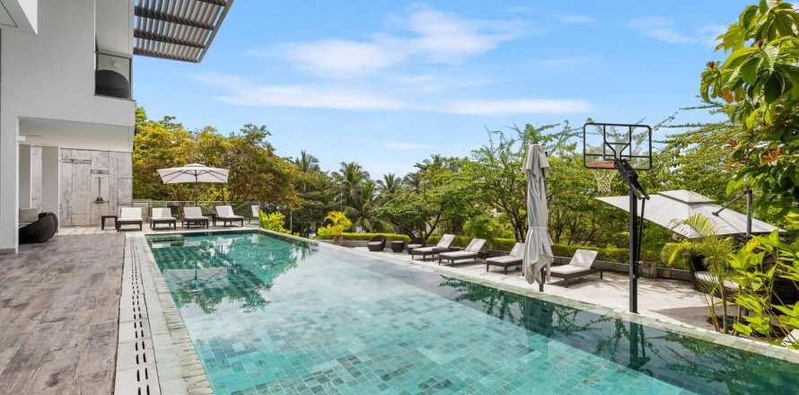 Dúplex de 4 dormitorios en Phuket, Tailandia № 180721