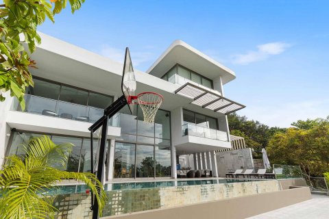 Dúplex de 4 dormitorios en Phuket, Tailandia № 180721 - foto 11