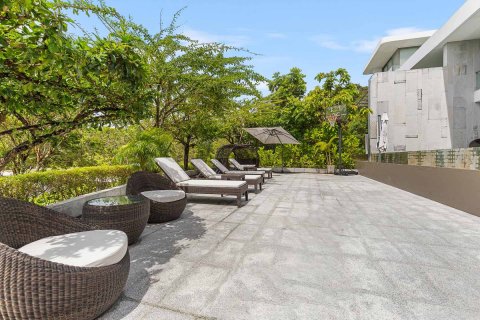 Dúplex de 4 dormitorios en Phuket, Tailandia № 180721 - foto 8