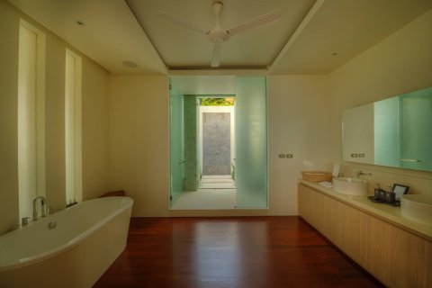 Casa de 5 dormitorios en Ko Samui, Tailandia № 180722 - foto 25