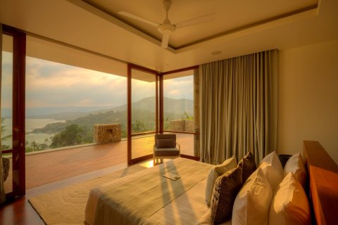 Casa de 5 dormitorios en Ko Samui, Tailandia № 180722 - foto 24