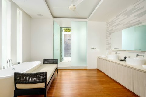 Casa de 5 dormitorios en Ko Samui, Tailandia № 180722 - foto 27