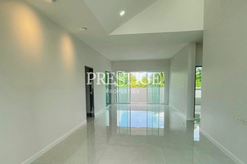 Maison à Pattaya, Thaïlande 3 chambres № 198427 - photo 5