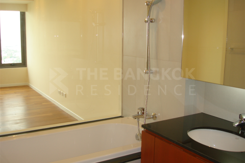 Condominio de 2 dormitorios en Bangkok, Tailandia № 202333 - foto 3