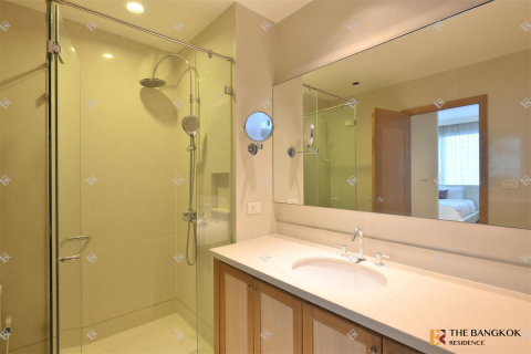 Condominio de 2 dormitorios en Bangkok, Tailandia № 202335 - foto 10