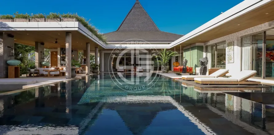 Chalet de 4 dormitorios en Phuket, Tailandia № 190850