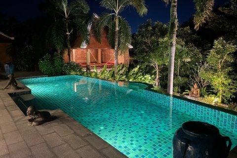 Chalet de 5 dormitorios en Phuket, Tailandia № 157896 - foto 19
