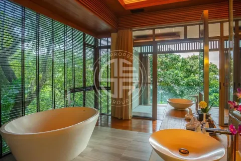 Chalet de 6 dormitorios en Kamala, Tailandia № 190552 - foto 13