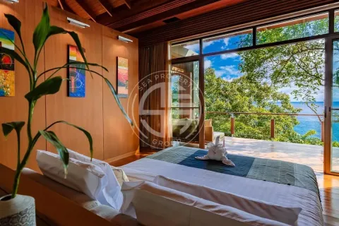 Chalet de 6 dormitorios en Kamala, Tailandia № 190552 - foto 9