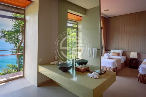 Chalet de 6 dormitorios en Kamala, Tailandia № 190552 - foto 16