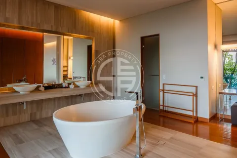 Chalet de 6 dormitorios en Kamala, Tailandia № 190552 - foto 15