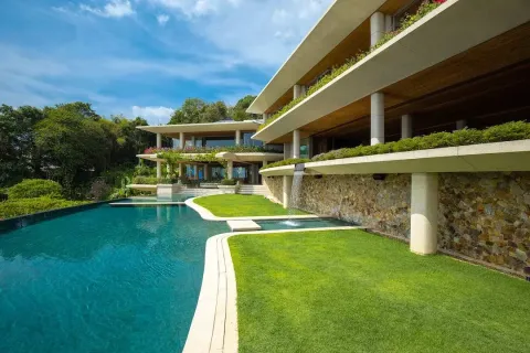 Chalet de 5 dormitorios en Kamala, Tailandia № 190553 - foto 4