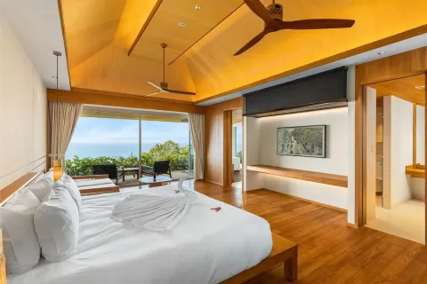 Chalet de 5 dormitorios en Kamala, Tailandia № 190553 - foto 13