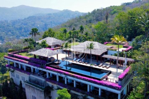Chalet de 6 dormitorios en Kamala, Tailandia № 190556 - foto 15