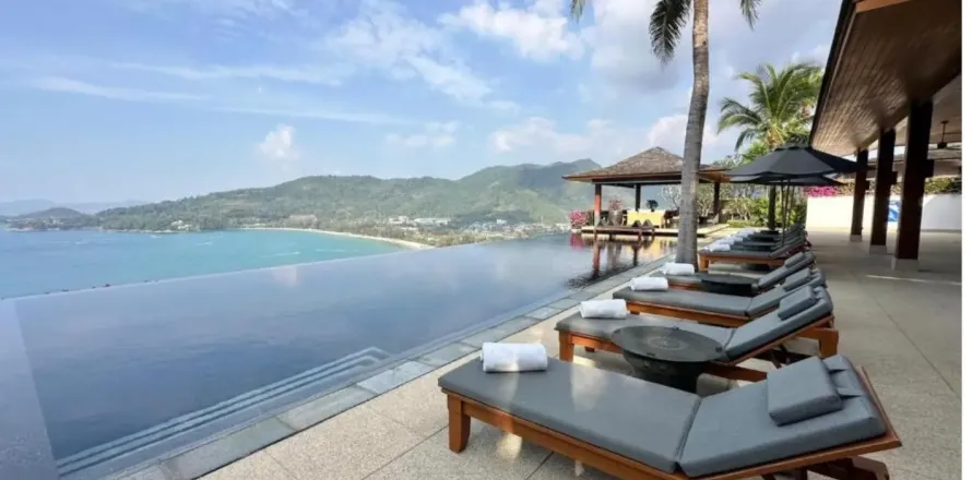 Chalet de 6 dormitorios en Kamala, Tailandia № 190556