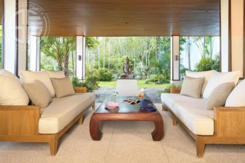 Chalet de 6 dormitorios en Kamala, Tailandia № 190556 - foto 3