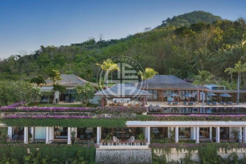 Chalet de 6 dormitorios en Kamala, Tailandia № 190556 - foto 13