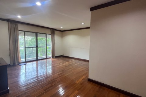 Haus in Watthana, Bangkok, Thailand 3 Schlafzimmer № 201009 - Foto 17