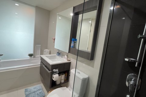 Condominio de 1 dormitorio en Watthana, Bangkok, Tailandia № 201010 - foto 5