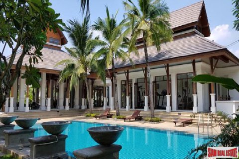 Chalet de 4 dormitorios en Lat Phrao, Bangkok, Tailandia № 202695 - foto 3