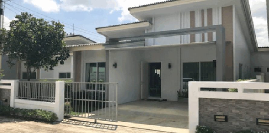 Casa de 3 dormitorios en Pattaya, Tailandia № 203998