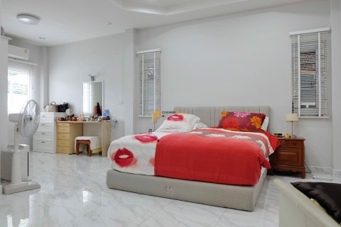 Estudio en Bang Lamung, Tailandia № 135286 - foto 15