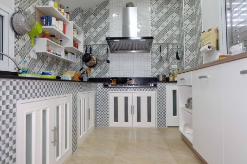 Estudio en Bang Lamung, Tailandia № 135286 - foto 9