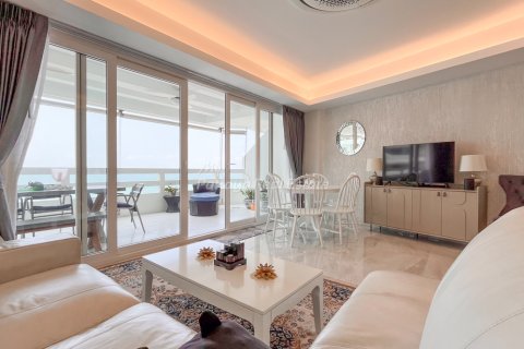 Condominio de 1 dormitorio en Bang Lamung, Tailandia № 172593 - foto 10