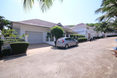 Casa de 3 dormitorios en Hua Hin, Tailandia № 66507 - foto 25