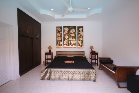 Casa de 3 dormitorios en Hua Hin, Tailandia № 66507 - foto 20