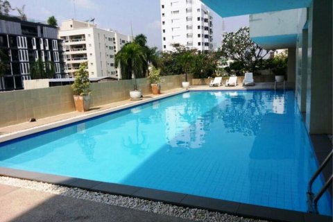 Condominio de 2 dormitorios en Bangkok, Tailandia № 66510 - foto 19