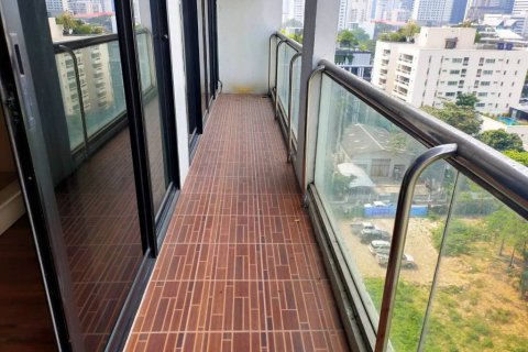 Condominio de 2 dormitorios en Bangkok, Tailandia № 66510 - foto 17