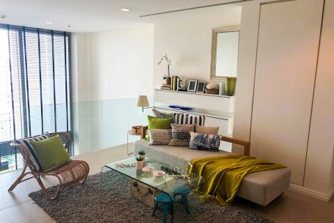 Condominio de 2 dormitorios en Bangkok, Tailandia № 66505 - foto 9