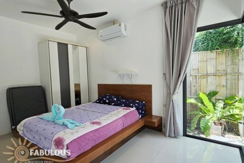 Chalet de 3 dormitorios en Rawai, Tailandia № 179529 - foto 14