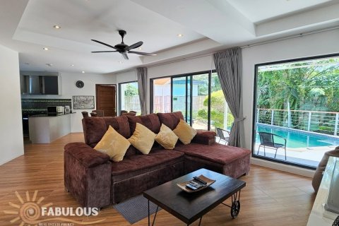 Chalet de 3 dormitorios en Rawai, Tailandia № 179529 - foto 7