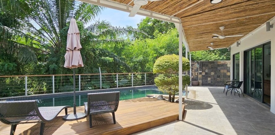 Chalet de 3 dormitorios en Rawai, Tailandia № 179529
