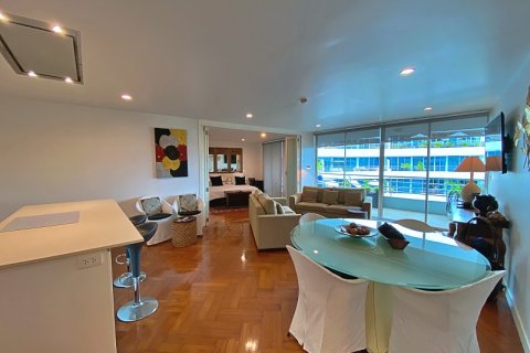 Condominio de 2 dormitorios en Hua Hin, Tailandia № 168409 - foto 5