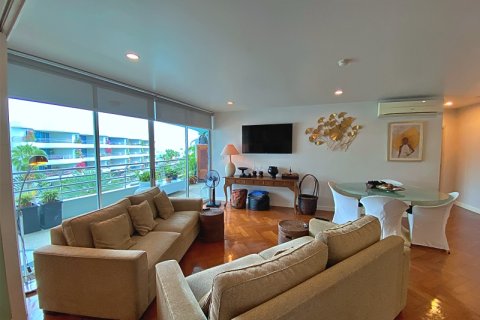 Condominio de 2 dormitorios en Hua Hin, Tailandia № 168409 - foto 9