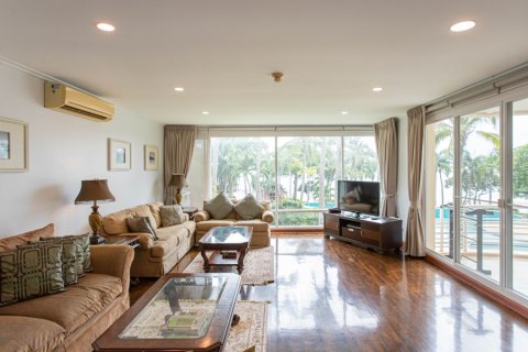 Condominio de 4 dormitorios en Hua Hin, Tailandia № 168413 - foto 8