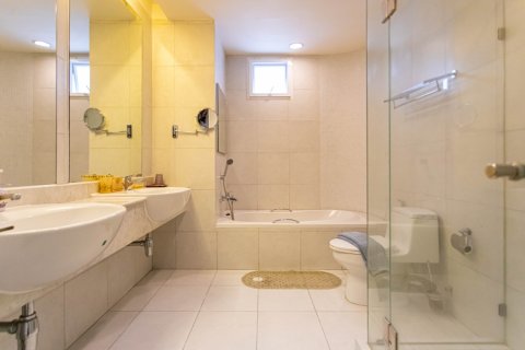 Condominio de 4 dormitorios en Hua Hin, Tailandia № 168413 - foto 17