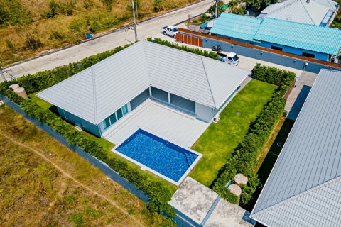 Chalet de 3 dormitorios en Hua Hin, Tailandia № 168410 - foto 23
