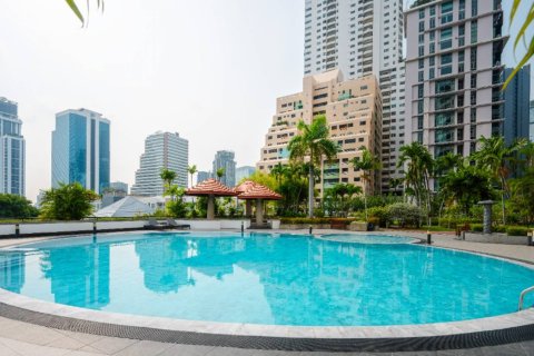 Condominio de 3 dormitorios en Bangkok, Tailandia № 180635 - foto 26