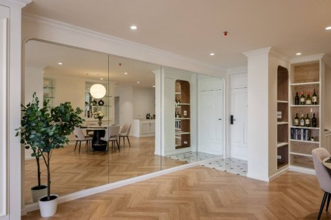 Condominio de 3 dormitorios en Bangkok, Tailandia № 180635 - foto 12