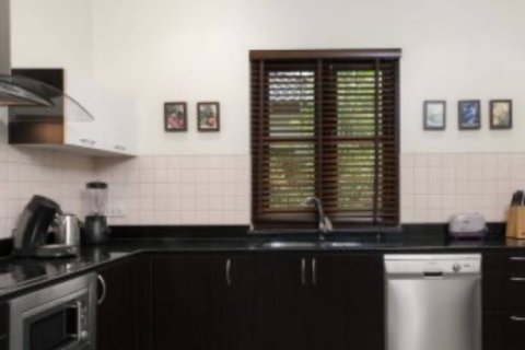 Chalet de 3 dormitorios en Hua Hin, Tailandia № 152604 - foto 5