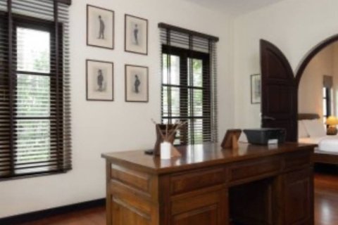 Chalet de 3 dormitorios en Hua Hin, Tailandia № 152604 - foto 4