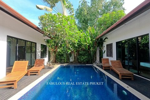 Chalet de 3 dormitorios en Bang Tao, Tailandia № 179721