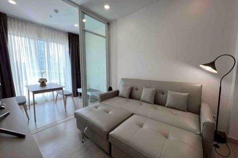 Studio in the Condo in Bang Rak, Bangkok, Thailand  № 170797