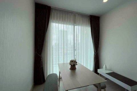 Estudio en el condominio en Bang Rak, Bangkok, Tailandia № 170797 - foto 2